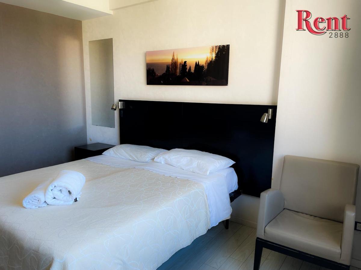 Rent2888 Italiano Appartement *